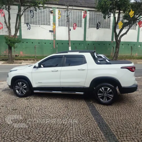 Toro Freedom 2.0 16V 4x4 TB Diesel Aut.