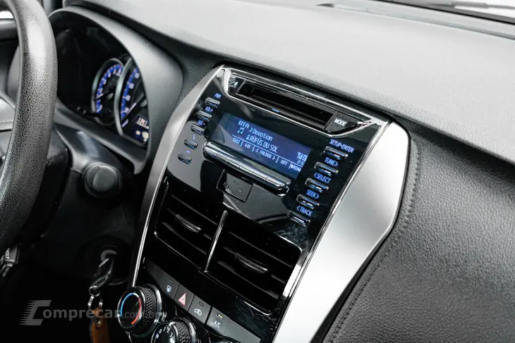 YARIS 1.5 16V Sedan XL live Multidrive