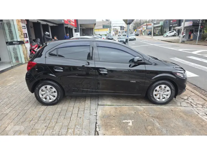 ONIX 1.0 MPFI LT 8V FLEX 4P MANUAL