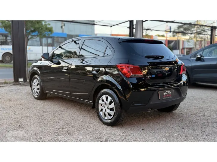 ONIX 1.0 MPFI LT 8V FLEX 4P MANUAL