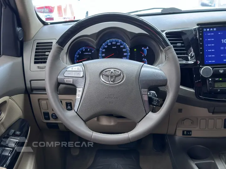 HILUX SW4 3.0 SRV 4X4 7 LUGARES 16V TURBO INTERCOOLER DIESEL