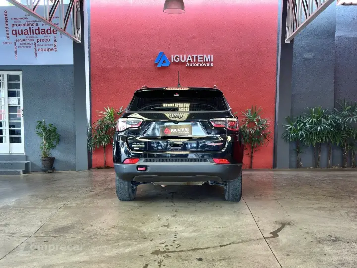 COMPASS 2.0 16V DIESEL TRAILHAWK 4X4 AUTOMÁTICO