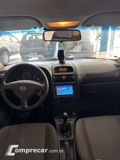 ASTRA 2.0 MPFI Advantage 8V