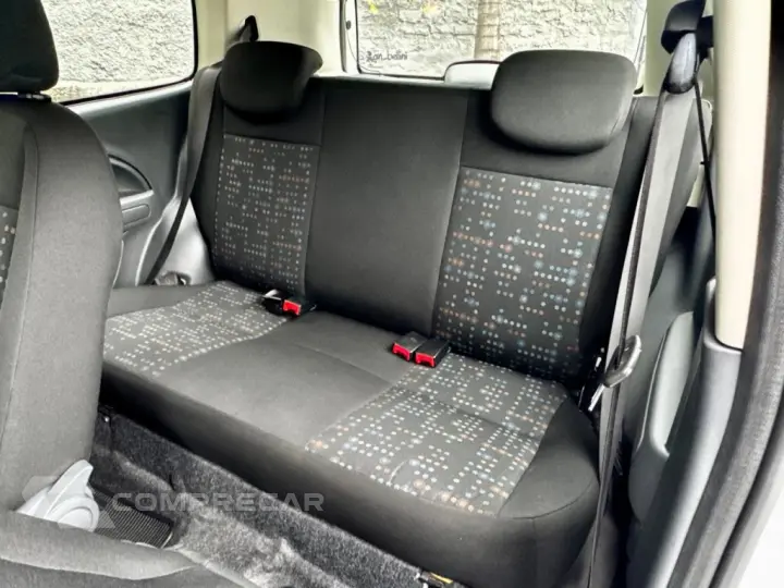 UNO 1.0 EVO VIVACE 8V FLEX 2P MANUAL