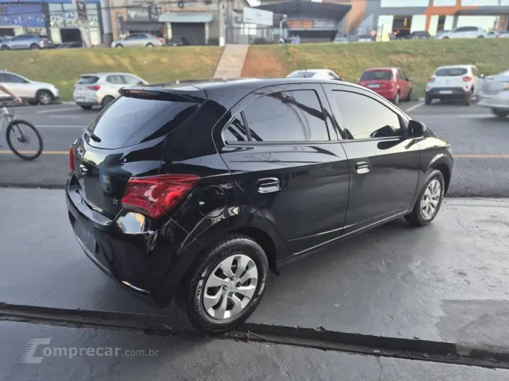 ONIX HATCH LT 1.0 8V FlexPower 5p Mec.