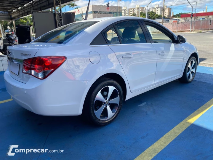 Cruze