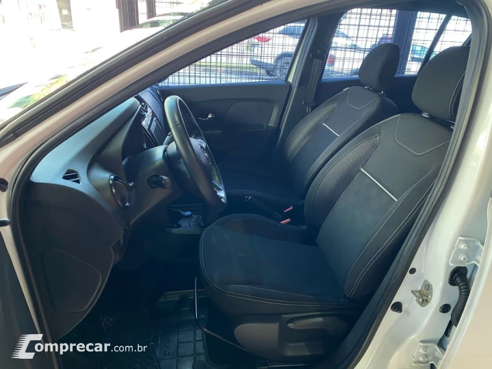 RENAULT SANDERO 1.0 12V SCE GT LINE