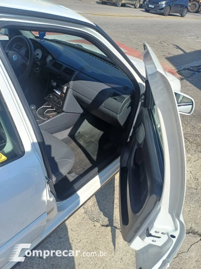 SAVEIRO 1.6 8V