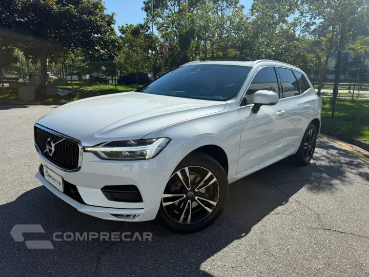 XC60 2.0 D5 Momentum AWD Geartronic