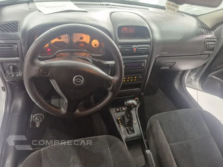Astra Hatch 2.0 4P ADVANTAGE FLEX AUTOMÁTICO