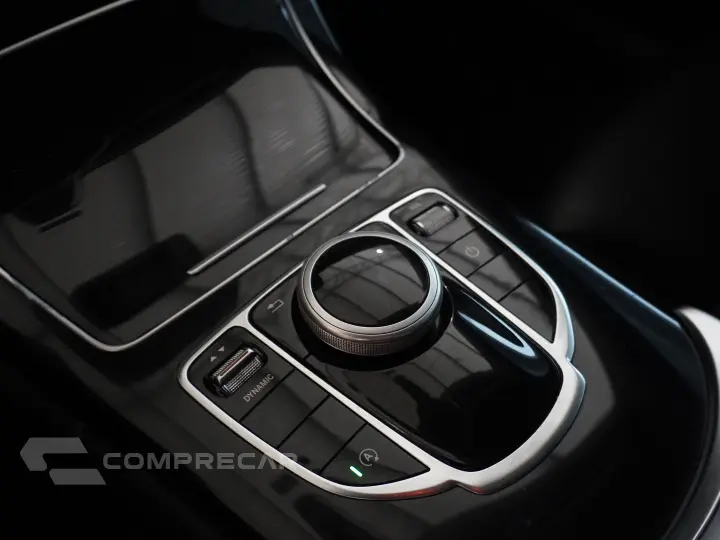 C 180 1.6 CGI AVANTGARDE 16V TURBO GASOLINA 4P AUTOMÁTICO