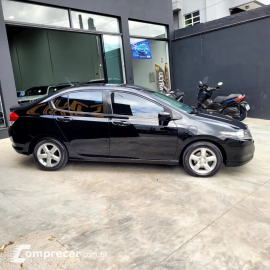 CITY Sedan DX 1.5 Flex 16V Mec.