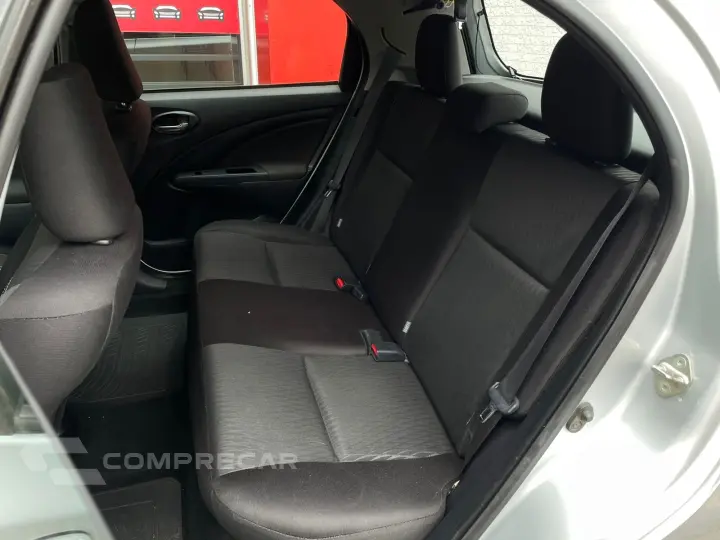 ETIOS 1.5 XS 16V FLEX 4P AUTOMÁTICO