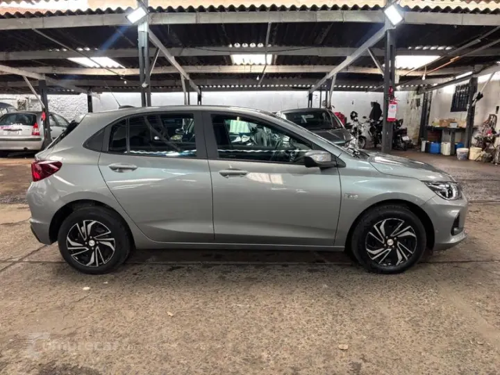 ONIX HATCH LT 1.0 12V FLEX 5P MEC