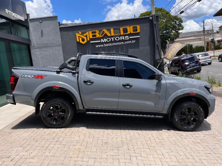 Frontier PRO4X CD 4x4 2.3 Bi-TB Die. Aut