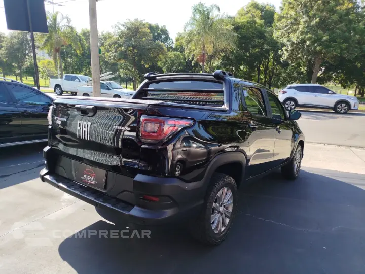 Strada Freedom 1.3 Flex 8V CD