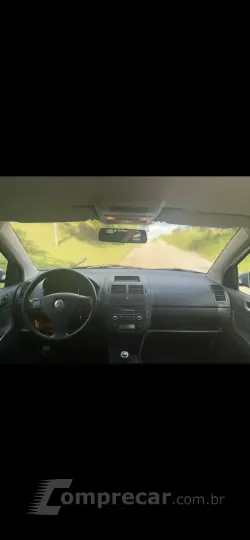 POLO SEDAN 2.0 MI Comfortline 8V