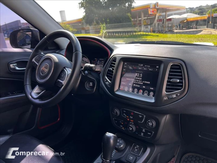 COMPASS 2.0 16V Trailhawk 4X4