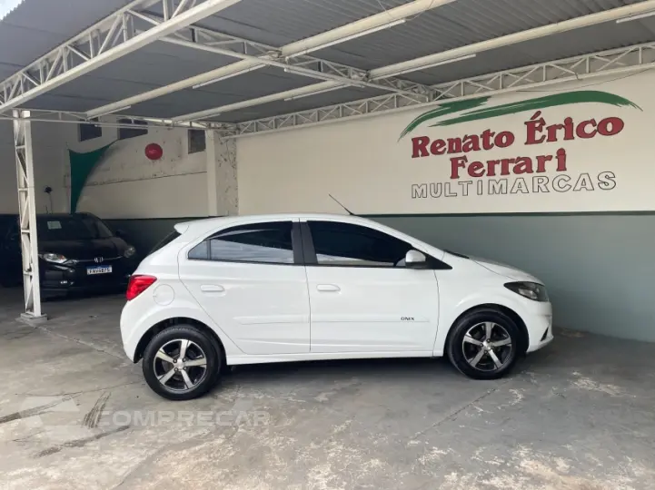 ONIX 1.4 MPFI LTZ 8V