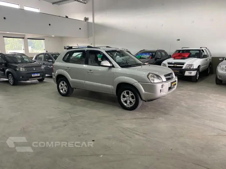 Tucson 2.0 Mpfi Gls 16V 143Cv 2Wd Flex 4P Automático