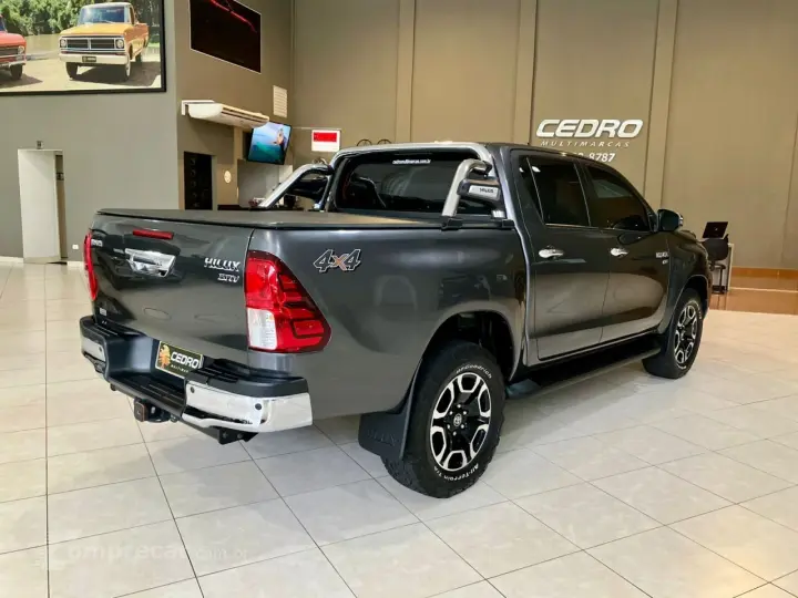 Hilux Caminhonete 2.7 16V 4P SRV FLEX 4X4  CABINE DUPLA AUTO