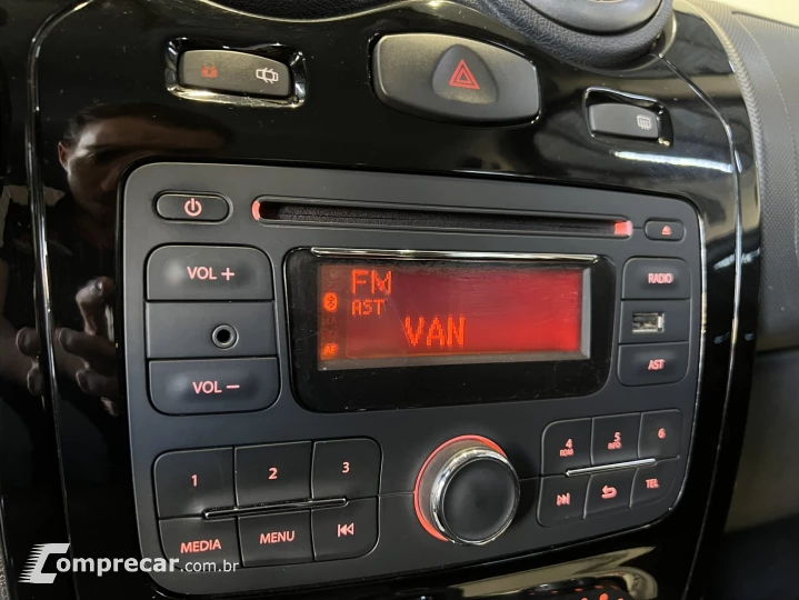 SANDERO 1.6 STEPWAY 16V FLEX 4P AUTOMÁTICO