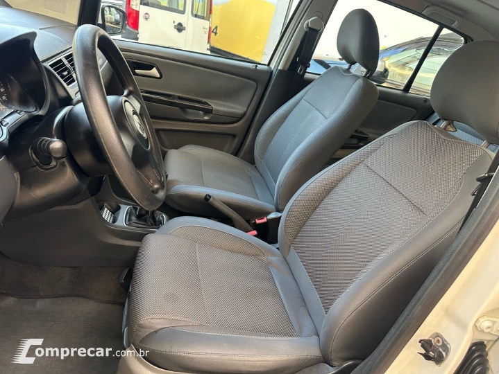 FOX 1.0 MI 8V FLEX 4P MANUAL