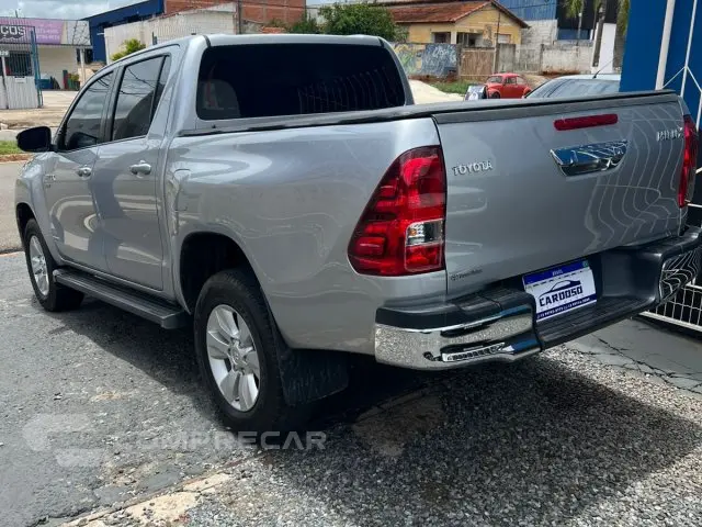 HILUX - 2.7 SR 4x2 CD 16v 4P MANUAL