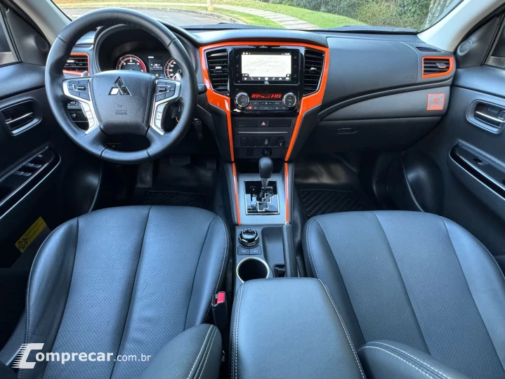L200 TRITON 2.4 16V Turbo Sport Savana Sertôes CD 4X4