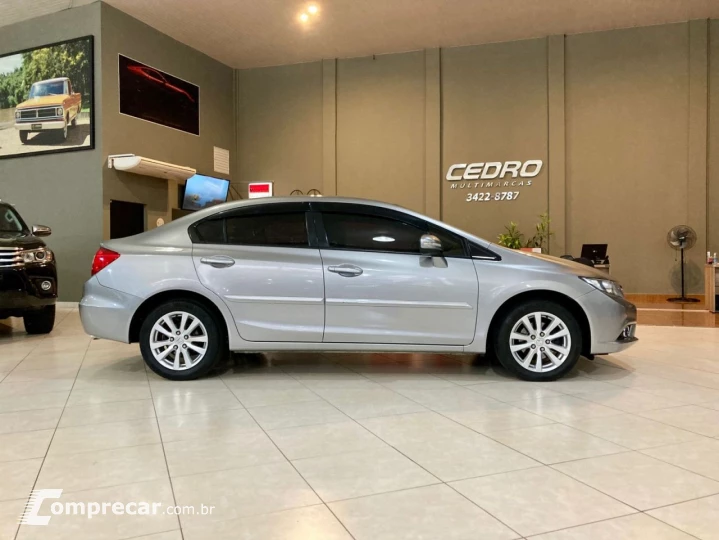 Civic 2.0 16V 4P FLEX LXR AUTOMÁTICO