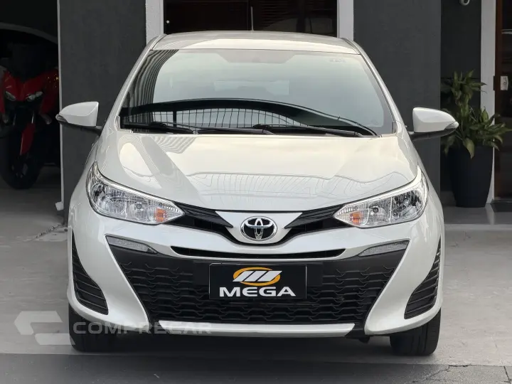 YARIS 1.3 16V FLEX XL LIVE MULTIDRIVE