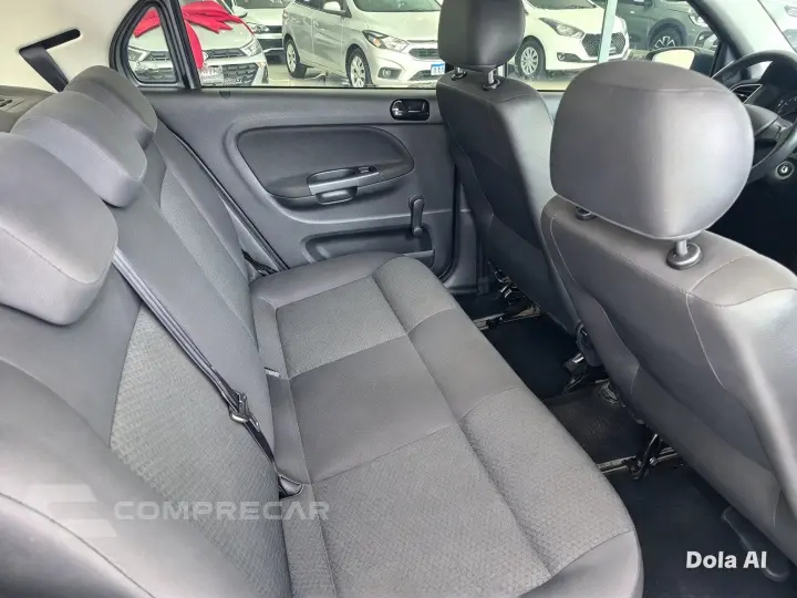 VOYAGE 1.0 12V MPI TOTALFLEX 4P MANUAL