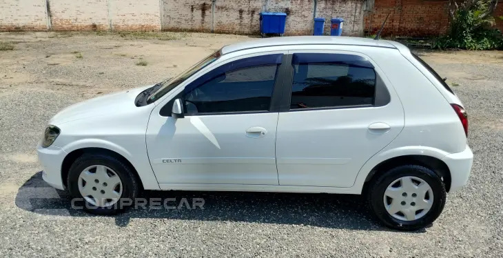 CELTA 1.0 MPFI LT 8V