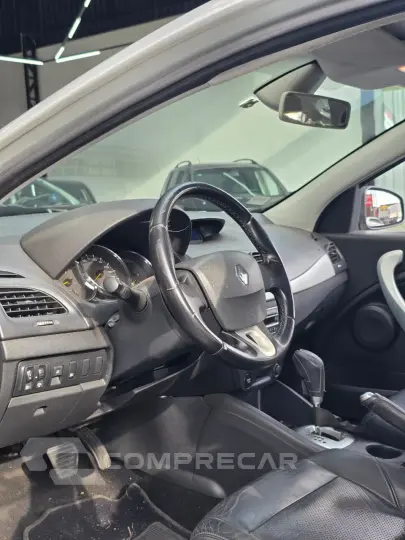 FLUENCE Sed. Dynamique 2.0 16V FLEX Aut.