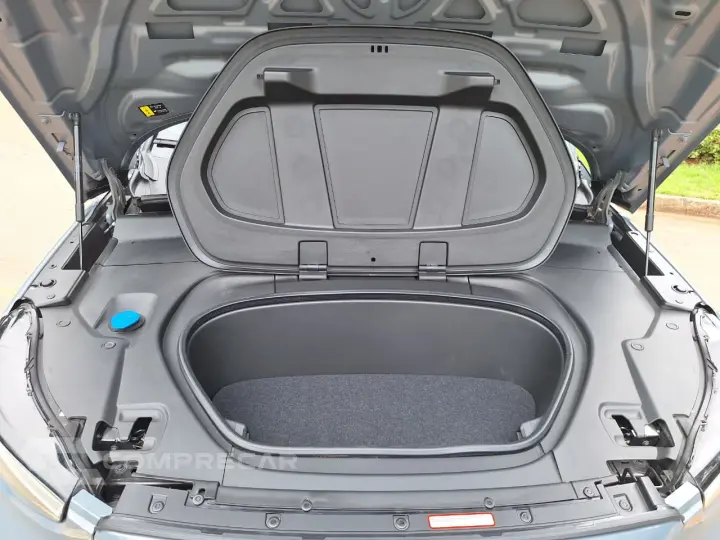 C40 P8 Recharge Twin Electric Ultimate AWD