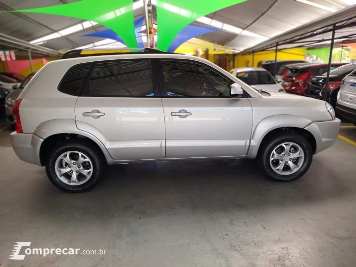 Tucson 2.0 Mpfi Gls 16V 143Cv 2Wd Flex 4P Automático