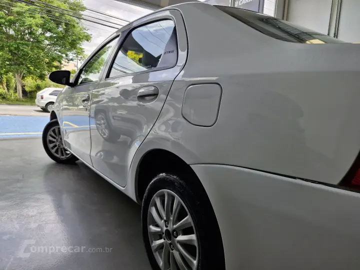 ETIOS 1.5 XLS SEDAN 16V FLEX 4P MANUAL