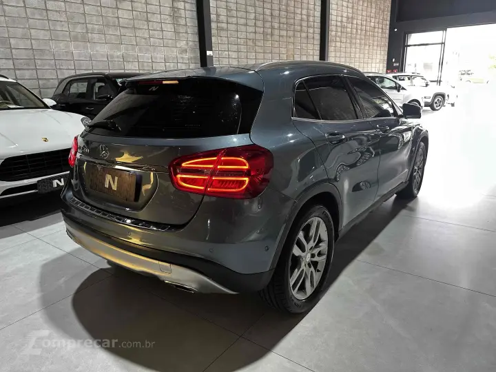 GLA 200 1.6 CGI ADVANCE 16V TURBO GASOLINA 4P AUTOMÁTICO