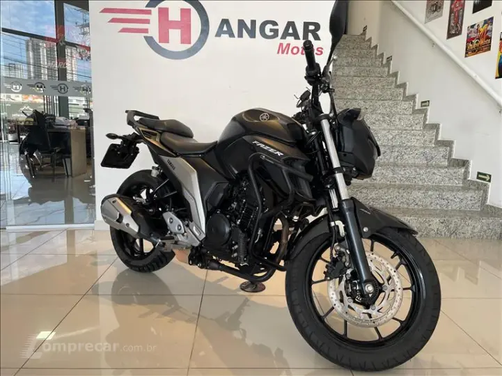 FZ25 FAZER
