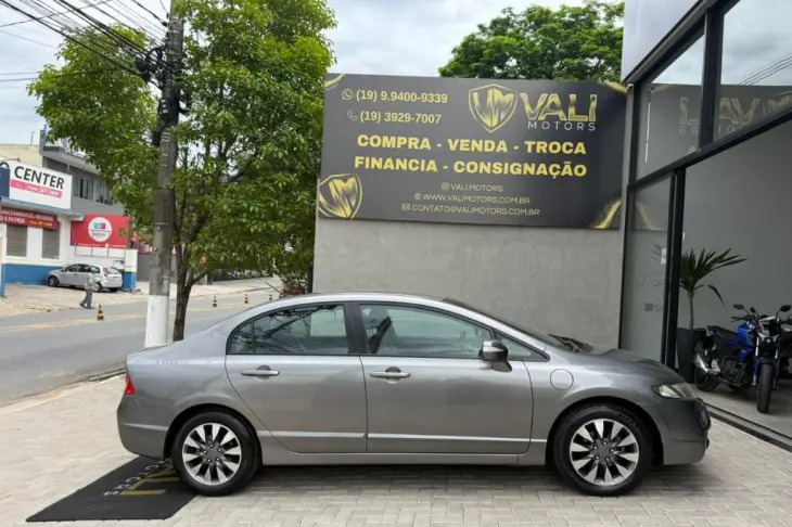 Civic Sed. LXL/LXL SE 1.8 Flex 16V Mec.