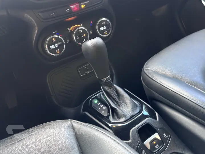 RENEGADE 1.8 16V FLEX NIGHT EAGLE 4P AUTOMÁTICO