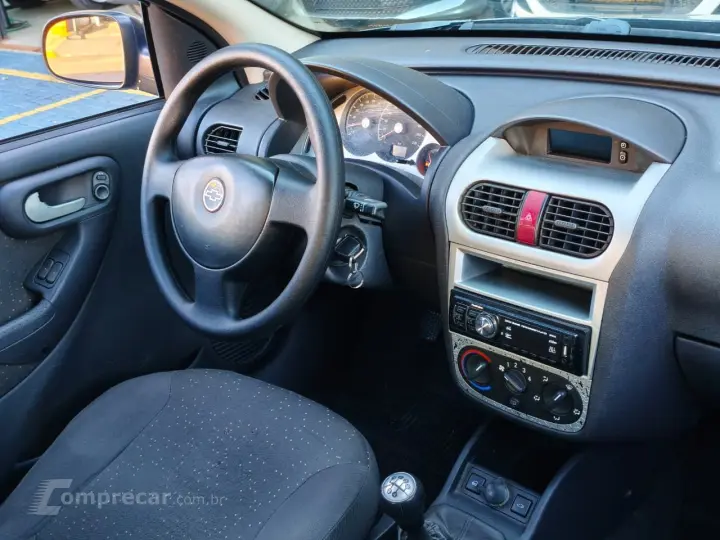 Corsa Sed. Premium 1.4 8V ECONOFLEX 4p