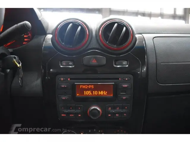 SANDERO - 1.6 GT LINE LIMITED 4P MANUAL