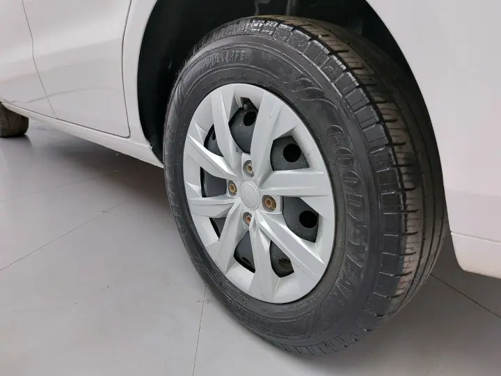 VOYAGE 1.0 12V MPI TOTALFLEX 4P MANUAL