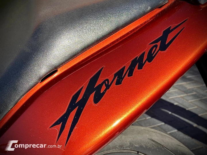 CB 600F HORNET