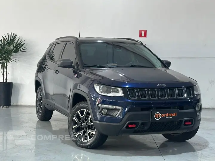 COMPASS 2.0 16V Trailhawk 4X4