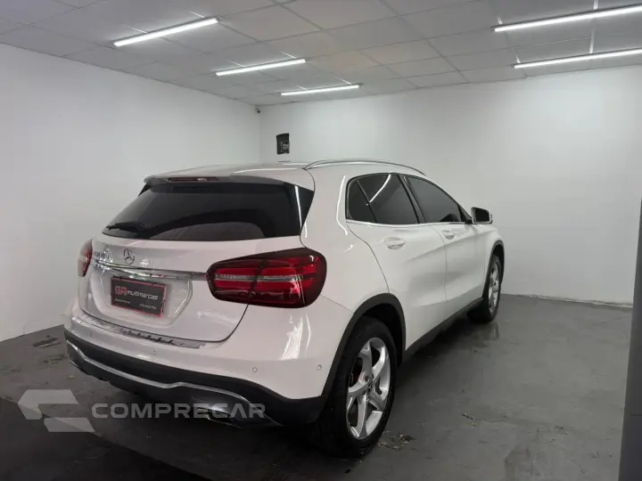 GLA 200 Advance 1.6/1.6 TB 16V Flex Aut.