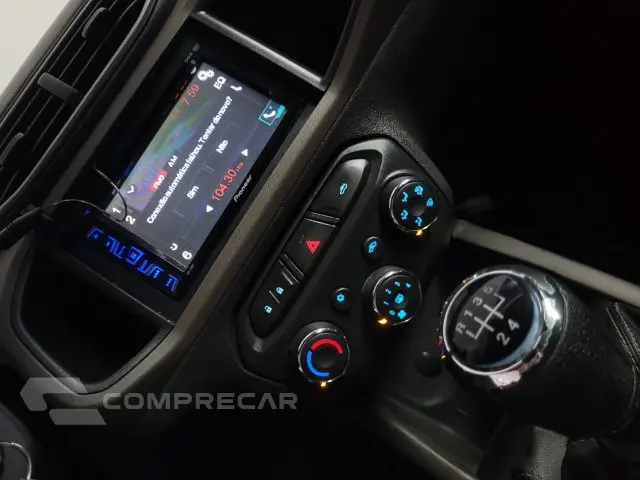PRISMA - 1.4 MPFI LT 8V 4P MANUAL