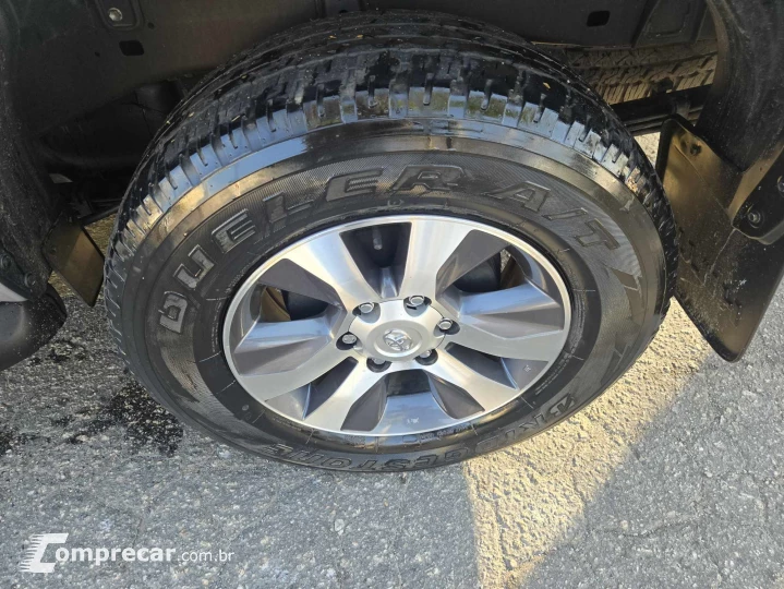 HILUX 2.7 SR 4X2 CD 16V