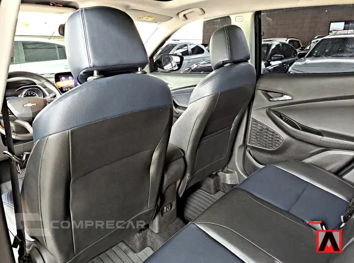 TRACKER 1.2 Turbo Premier